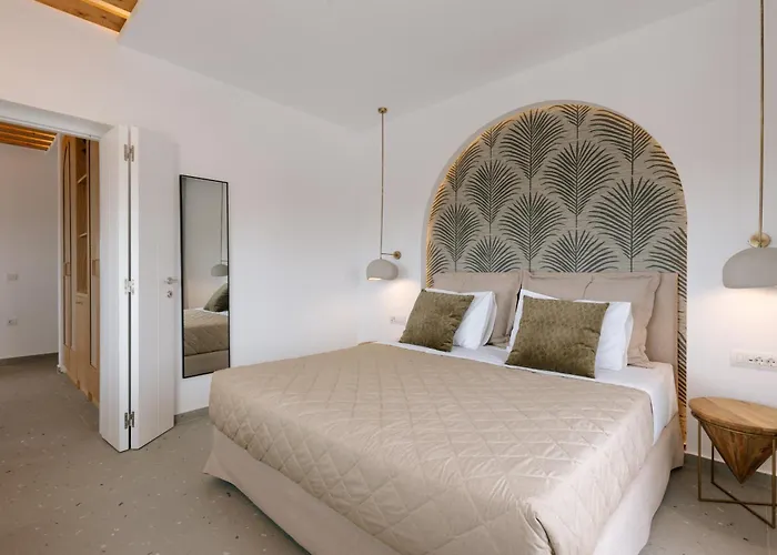 Pnoi 4* لوغاراس