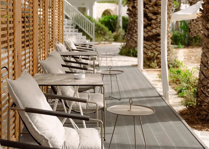 Pnoi فندق لوغاراس