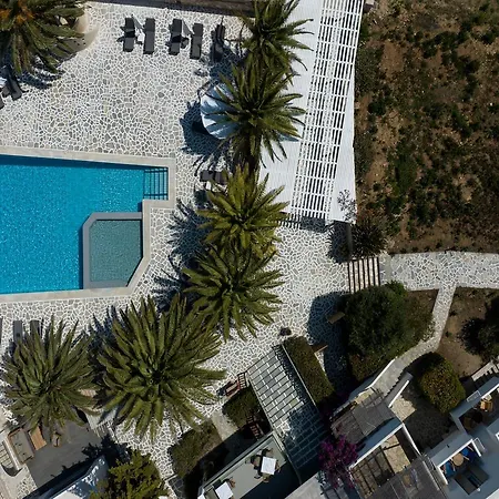 Pnoi Otel Logaras