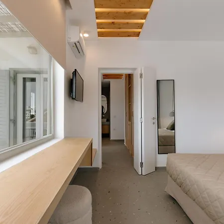 Hotel Pnoi Logaras